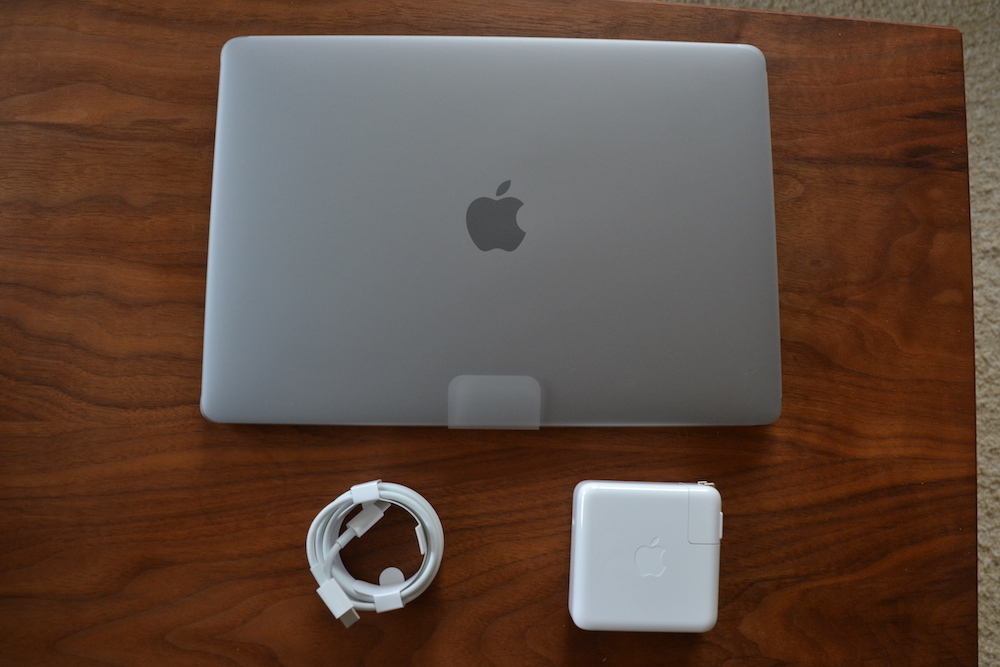 2019年型 MacBook Pro 13インチ Touch Bar モデル 使用レビュー | MONO 